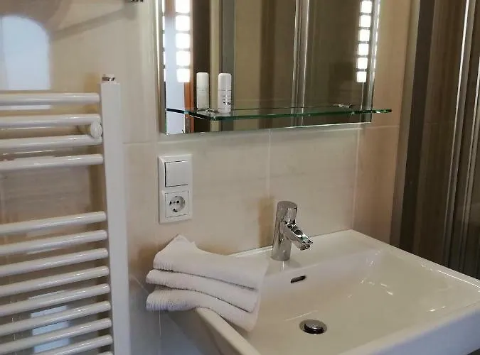 Kreidl Ilse דירה *